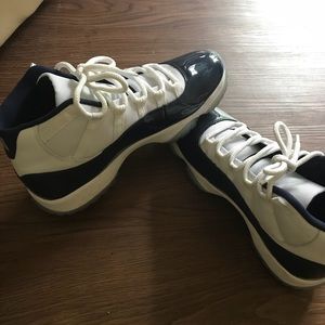 Jordan 11s